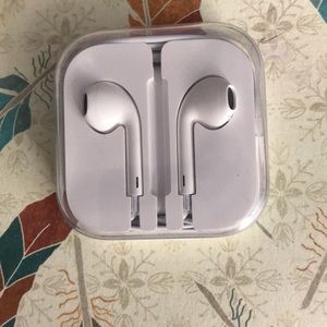 Apple EarPods